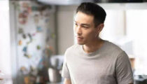 杨佑宁个人资料照片,魅力型男，光影之间演绎不凡人生